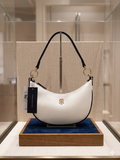 Tommy Hilfiger Half moon